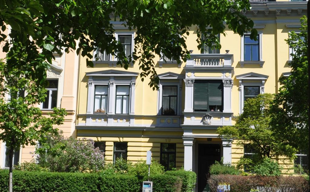 Ferienwohnung Im Univiertel Mit Garten Graz Esterno foto